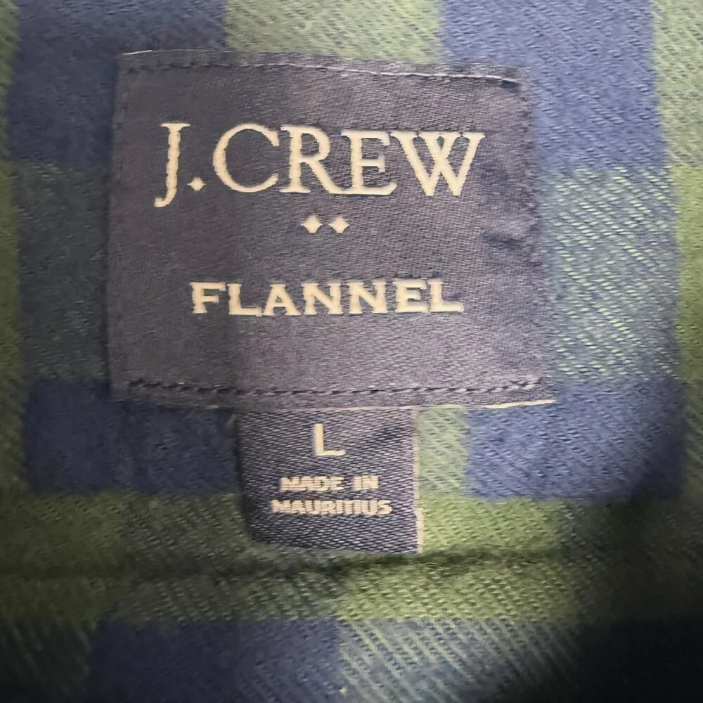 EUC Men's J. CREW Flannel Button Down Camp Shirt Navy and Green Gingham | Size L